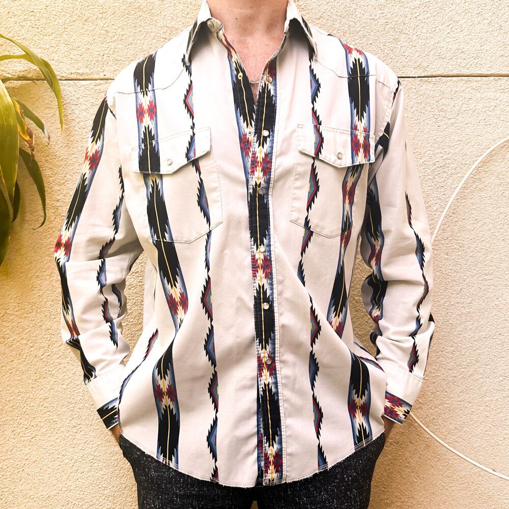 VINTAGE WRANGLER 90s White Southwestern Button Up Shirt Sz. L